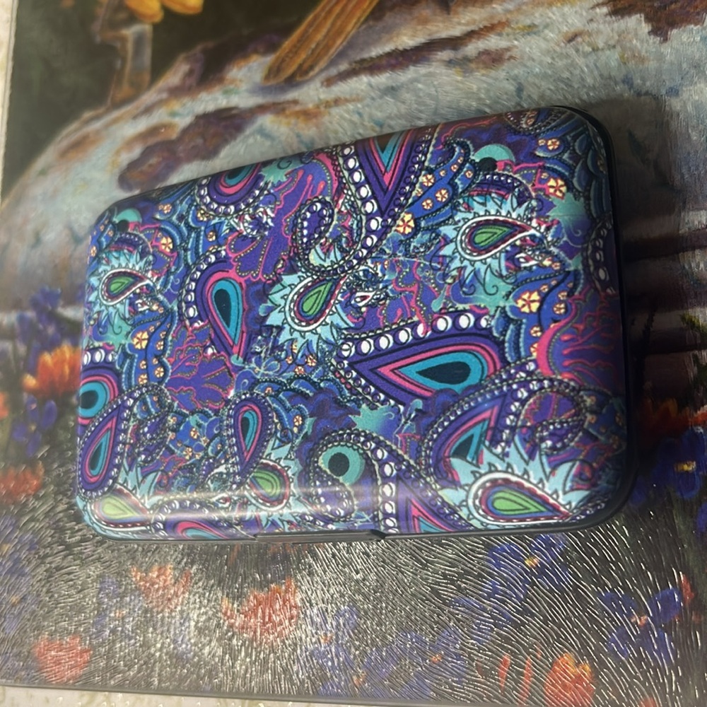 🆕Blue Purple Paisley RFID Theft Protection Credit Card Armored Wallet
